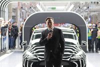 Na zdjęciu Elon Musk na otwarciu fabryki w Niemczech