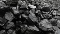 W sierpniu spadło wydobycie węgla. "Produkcja i sprzedaż były najniższe w tym roku"
