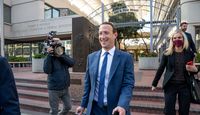 Gigantyczny wykup Facebooka. Firma Zuckerberga ogłasza rok zaciskania pasa