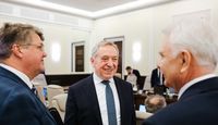 Rząd zachęca Polaków do PPK. A co z samymi  ministrami, czy oszczędzają w programie?
