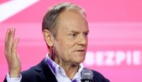 Tusk obiecuje energetyczną samodzielność gmin i powiatów