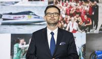 Daniel Obajtek pozostaje prezesem Orlenu. Powołany został na kolejną kadencję