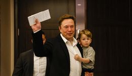 Elon Musk skończył dzień jako najbogatszy człowiek na świecie. Po raz pierwszy od pół roku