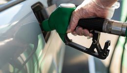 "Ceny paliw oderwały się od notowań ropy naftowej". Wojna w Ukrainie doprowadziła do nietypowej sytuacji na rynku