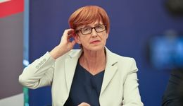 Waloryzacja składek. Minister Rafalska zachwala. Sprawdzamy, jak jest naprawdę