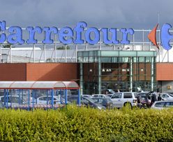 Carrefour otworzy się w niedziele? Pracownicy oburzeni. "Brak poszanowania godności"