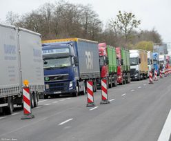 Kolejki ciężarówek do granicy z Białorusią. Trzeba było utworzyć strefy buforowe