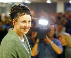 Nagroda Nobla. Olga Tokarczuk dużo zarobiła, ale wygrana bardziej opłaciła się Szymborskiej