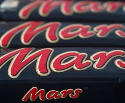 Koncern Mars wycofuje batoniki z powodu zanieczyszczeń. Ze sklepowych półek znikną 3 mln