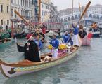 Zorganizowano pogrzeb wyludnionej Wenecji