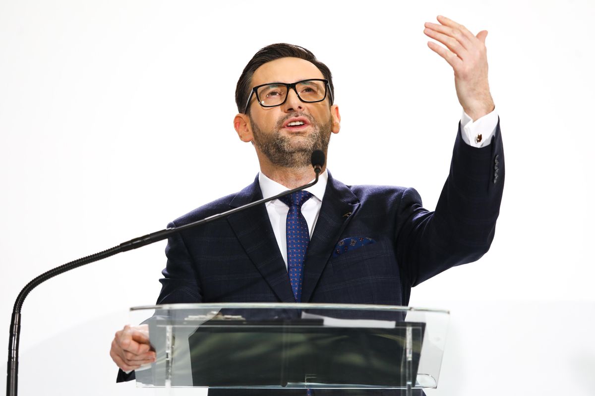 Daniel Obatek oznamuje levnější plyn pro podniky.  Je zde jedna podmínka