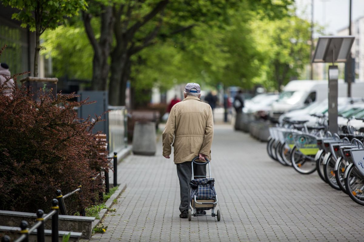 polsk orden.  Den høyere helseforsikringspremien og fribeløpet vil ramme pensjonistene i lommen