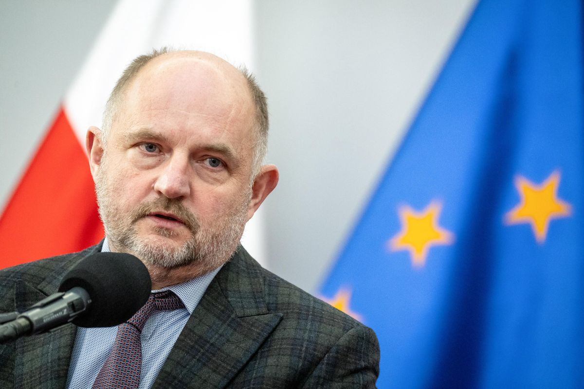 «Piernas Anochecer».  Piotr Galecki renunció a su cargo en el Consejo Presidencial de Desarrollo Nacional