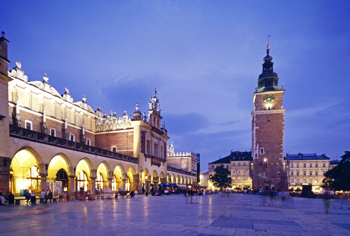 Tyle przeciętnie zarabia się w polskich miastach. Granica 10 tys. zł przekroczona