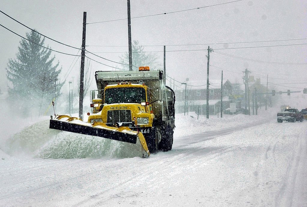 Acción Invierno 2022/2023.  Los gobiernos locales gastarán mucho en quitar la nieve y salar las carreteras