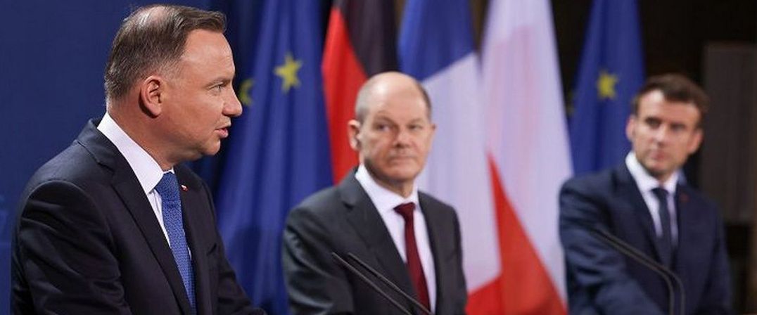 Energetyczny pakt Paryż-Berlin. "Sami się z tej współpracy wykluczyliśmy"