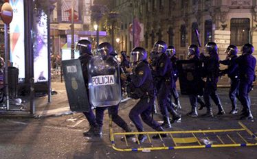 Kryzys w Hiszpanii. Policja strzelała w demonstrantów gumowymi kulami