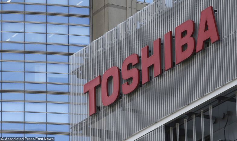 Toshiba notuje wysoki zysk operacyjny, ale wynik finansowy spółki netto jest na głębokim minusie.