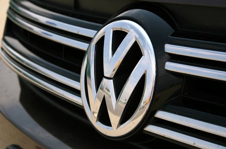 Volkswagen ma zapłacić dilerom 1,2 mld dolarów. To nie koniec afery spalinowej?