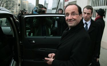 Większość Francuzów chce, by Hollande rządził wraz z Zielonymi