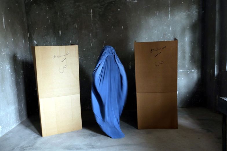 Wybory w Afganistanie. Rozpoczęła się druga tura