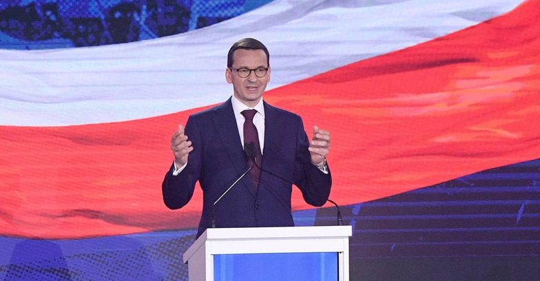 Premier Morawiecki ma powody do zadowolenia.
