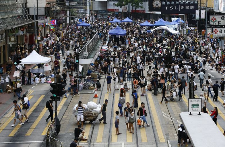 Protesty w Hongkongu przerodzą się w okupację rządowych budynków