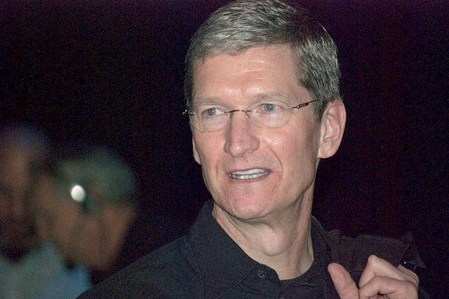 Szef Apple'a broni firmy i apeluje o reformę prawa podatkowego USA