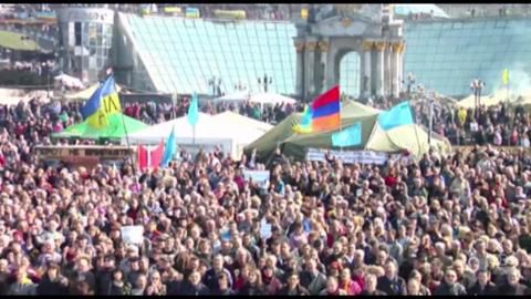 Demonstracja w Kijowie. Trzy tysiące ludzi na Placu Niepodległości