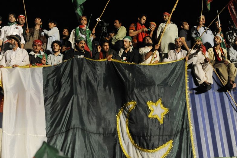 Antyrządowe demonstracje w Pakistanie. Ludzie wyszli na ulice