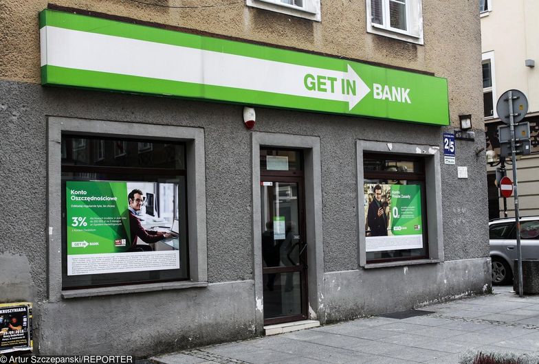 Pierwsze informacje o możliwym połączeniu obu należących do Leszka Czarneckiego banków pojawiły się w lipcu.