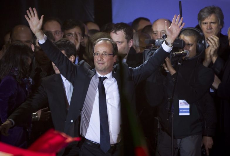 Dylemat Hollande'a: po stronie Greków, czy Merkel?