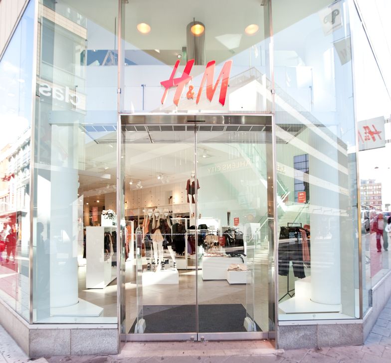 Sieć H&M po raz pierwszy w historii podała informację o spadku sprzedaży rok do roku