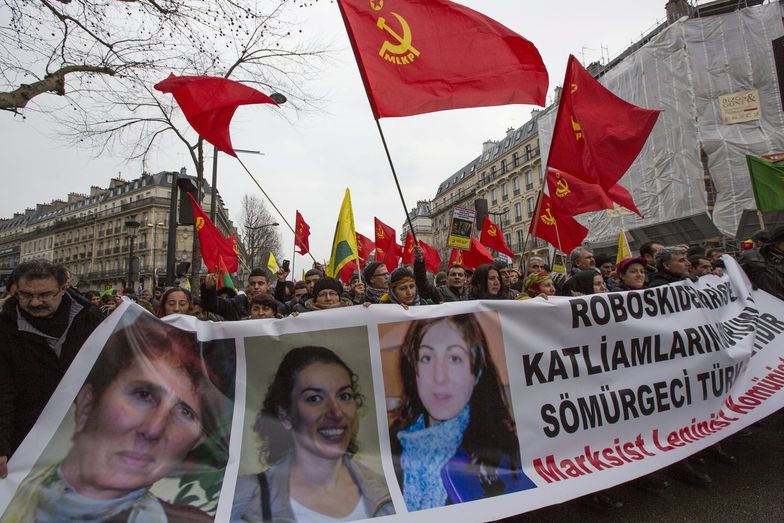 15 tysięcy Kurdów na ulicach Paryża