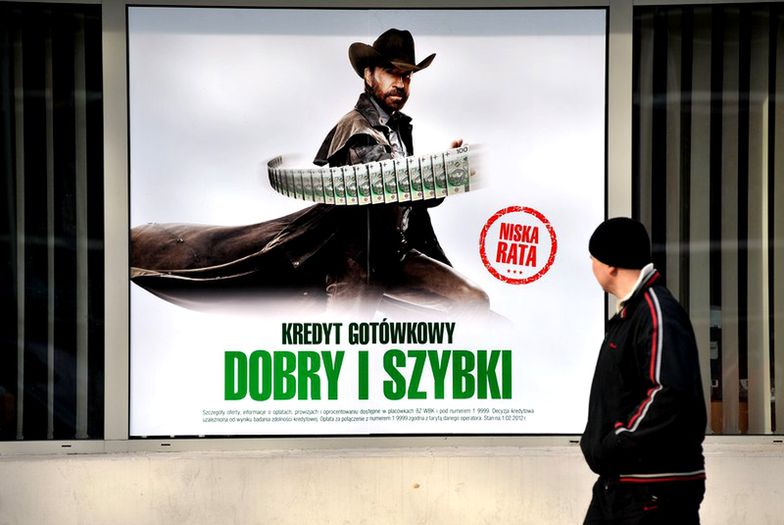 Finanse Polaków. Lepiej oszczędzać niż pożyczać pieniądze