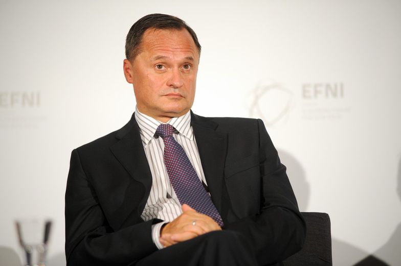 Jeden komunikat i 100 mln zł do przodu. Potrzeba jeszcze trzynaście takich komunikatów, żeby wyjść na zero w tym roku