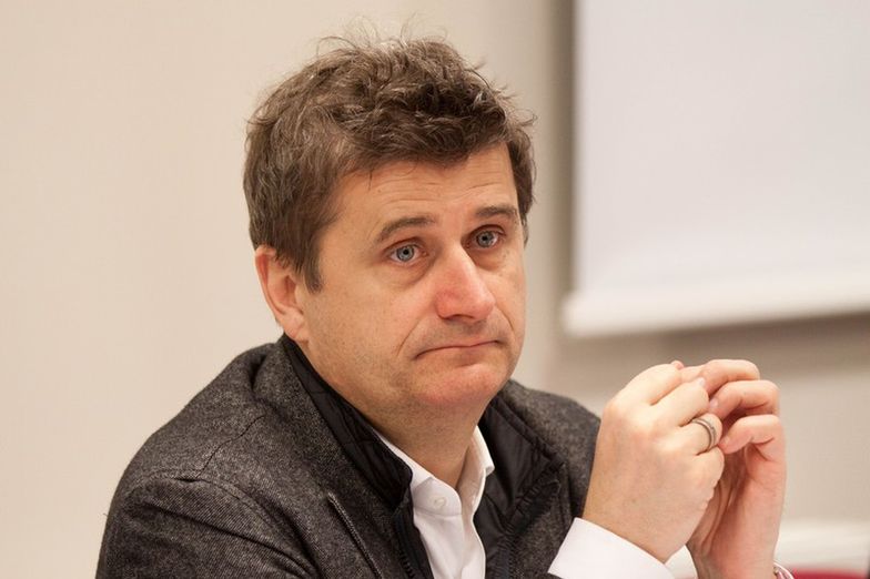 Komorowski liderem rankingu zaufania, a Palikot - nieufności