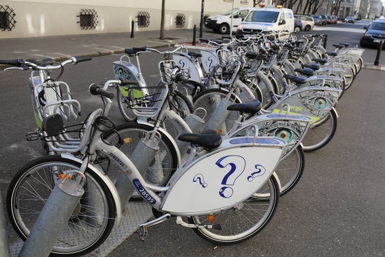 Warszawa szuka operatora systemu rowerów miejskich na najbliższe lata. Chętnych jednak brakuje