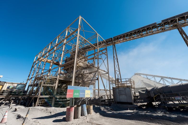 KGHM uzyskał koncesje na dwa obszary w Polsce. Spółka chce sprzedać dwie kopalnie w Chile i USA