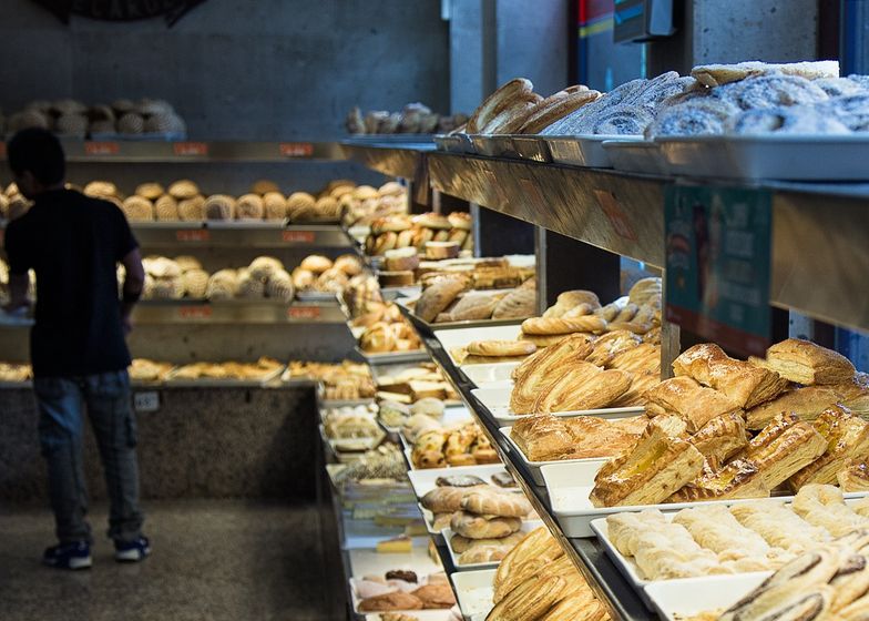 Zboże z Ukrainy nie dotrze. Pierwszy kraj zamraża ceny chleba