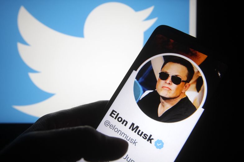 Elon Musk już nie chce Twittera. Spada wartość akcji giganta social mediów