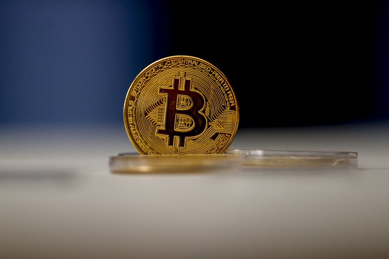 Ceny bitcoina i ethereum gwałtownie spadają. Duże zamieszanie wśród kryptowalut