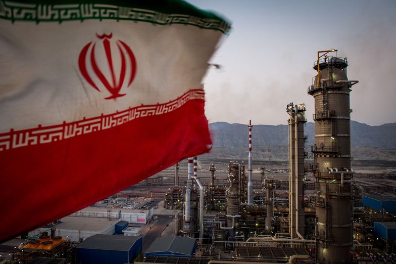 Iran zwiększy produkcję ropy. Na rynek dostarczy 1,4 mln baryłek dziennie