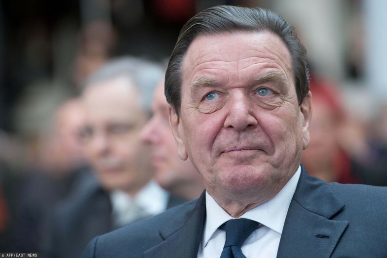 Minister finansów chce ukarać Schroedera za powiązania z Rosją. "Stoi po stronie zbrodniczych rządów"