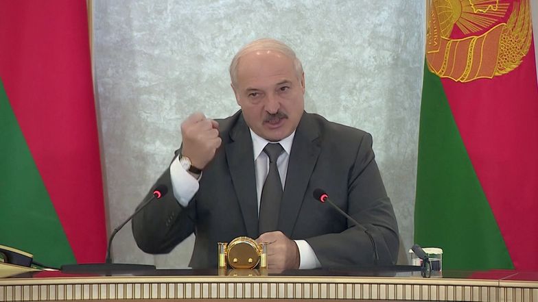 Białoruś. Aleksandr Łukaszenka po cichu zainaugurował prezydenturę