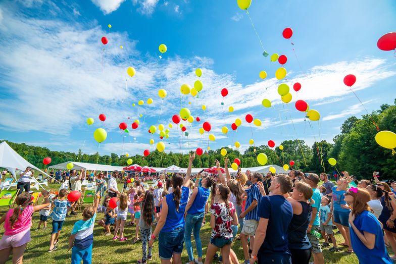 Masowe imprezy i pikniki rodzinne mogą wrócić dopiero w przyszłym roku.