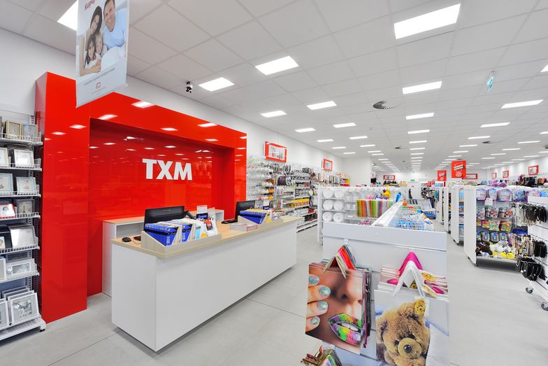 TXM otworzył wszystkie sklepy w galeriach, ale klientów jest dużo mniej 
