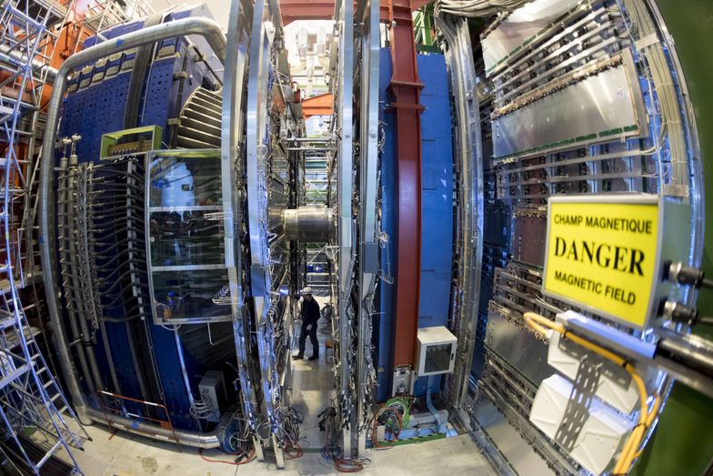 Wielki Zderzacz Hadronów nie dla Rosjan. CERN zrywa współpracę z powodu inwazji na Ukrainę