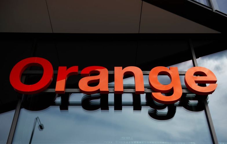 Orange wprowadza klauzulę inflacyjną. Tak tłumaczy się z decyzji