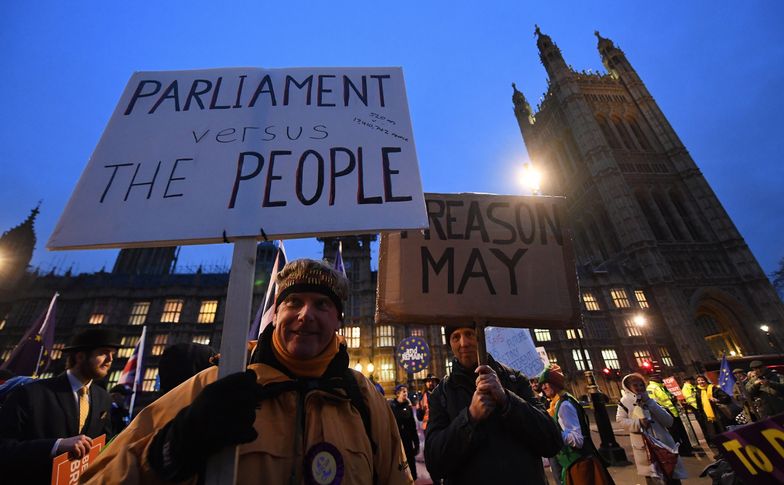 Odrzucono pięć z siedmiu poprawek do umowy o brexicie